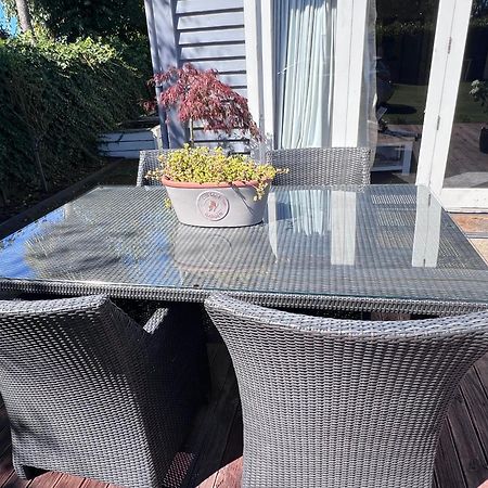 כרייסטצ'רץ' Gorgeous Villa, 7 Minutes From Airport מראה חיצוני תמונה